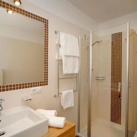 Apartment Schwarzplatterhof
