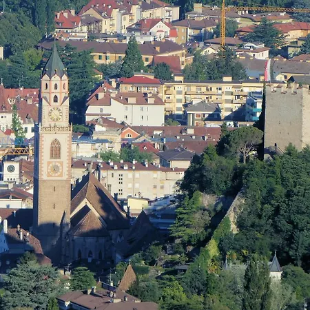 Schwarzplatterhof * 메라노