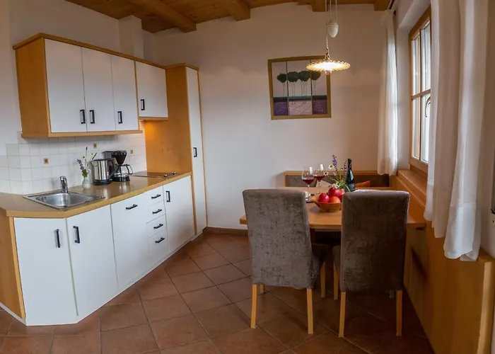 Schwarzplatterhof Meran