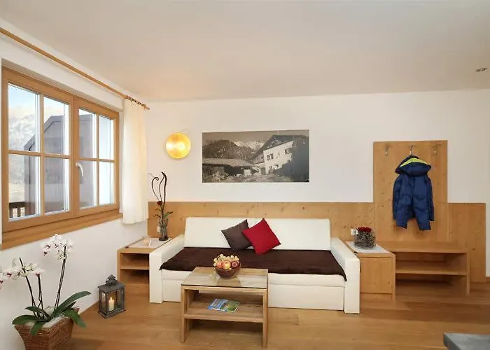 Schwarzplatterhof Merano