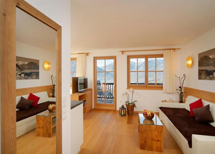 Apartment Schwarzplatterhof Meran