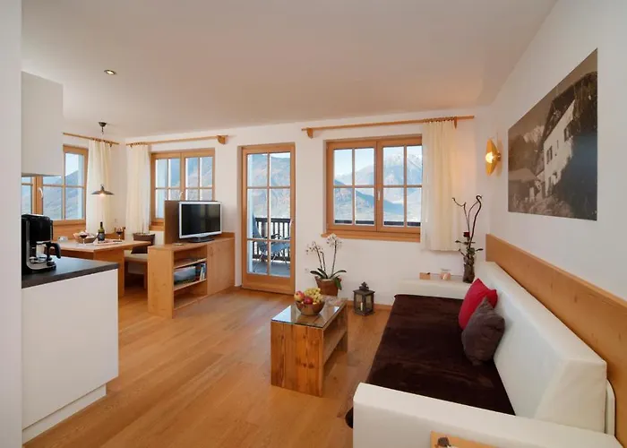 Apartment Schwarzplatterhof Meran